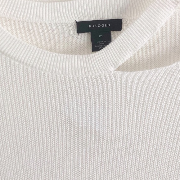 Halogen NWOT Sweater Cut Out Shoulder Cream Medium - Picture 3 of 8